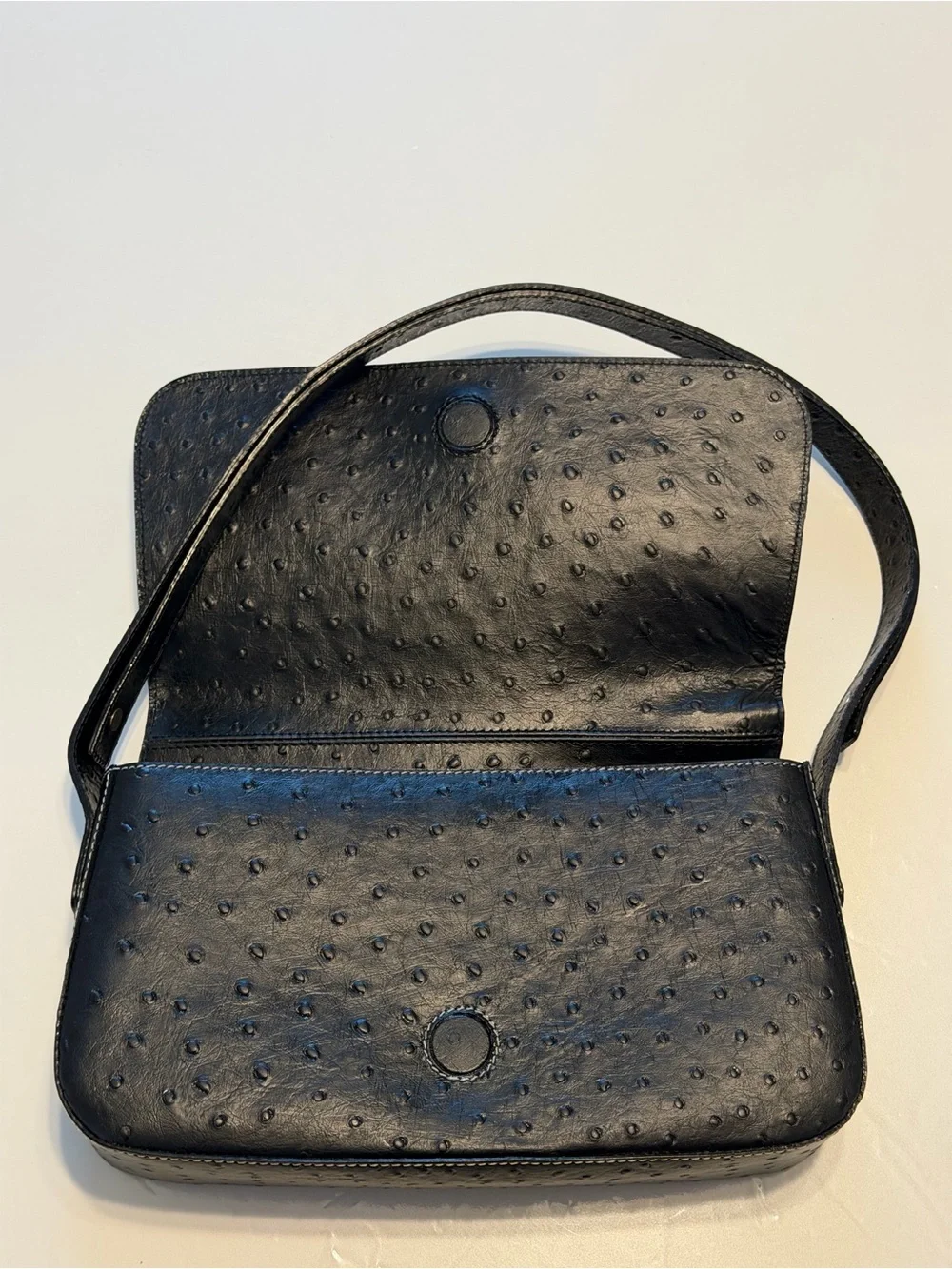 DOONEY & BOURKE Vintage Y2K East West Embossed Leather Flap Shoulder Bag - Picture 2 of 10